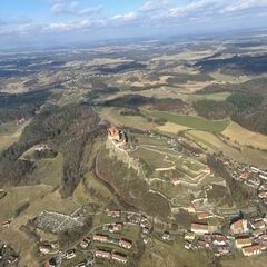 Verortung via Georeferenzierung der Kamera: Aufgenommen in der Nähe von Gemeinde Riegersburg, Österreich in 800 Meter